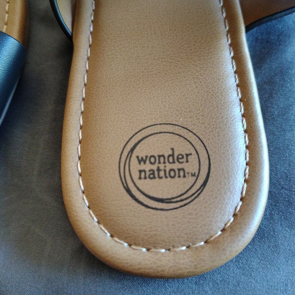 SUPER CUTE, LIGHTWEIGHT WONDER NATION BLACK SASSY SANDALS - Picture 8 of 9